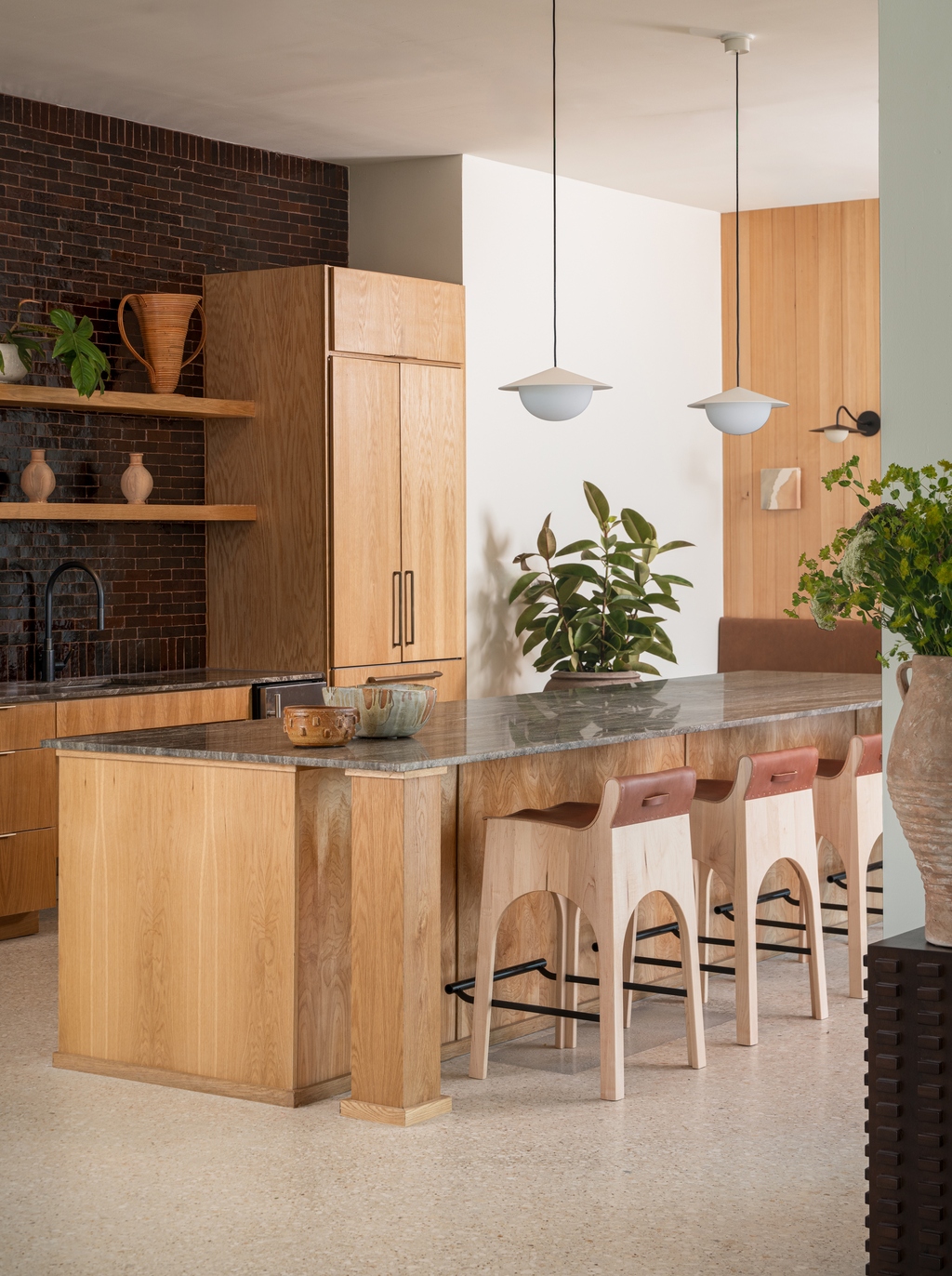 cadena clubhouse kitchen