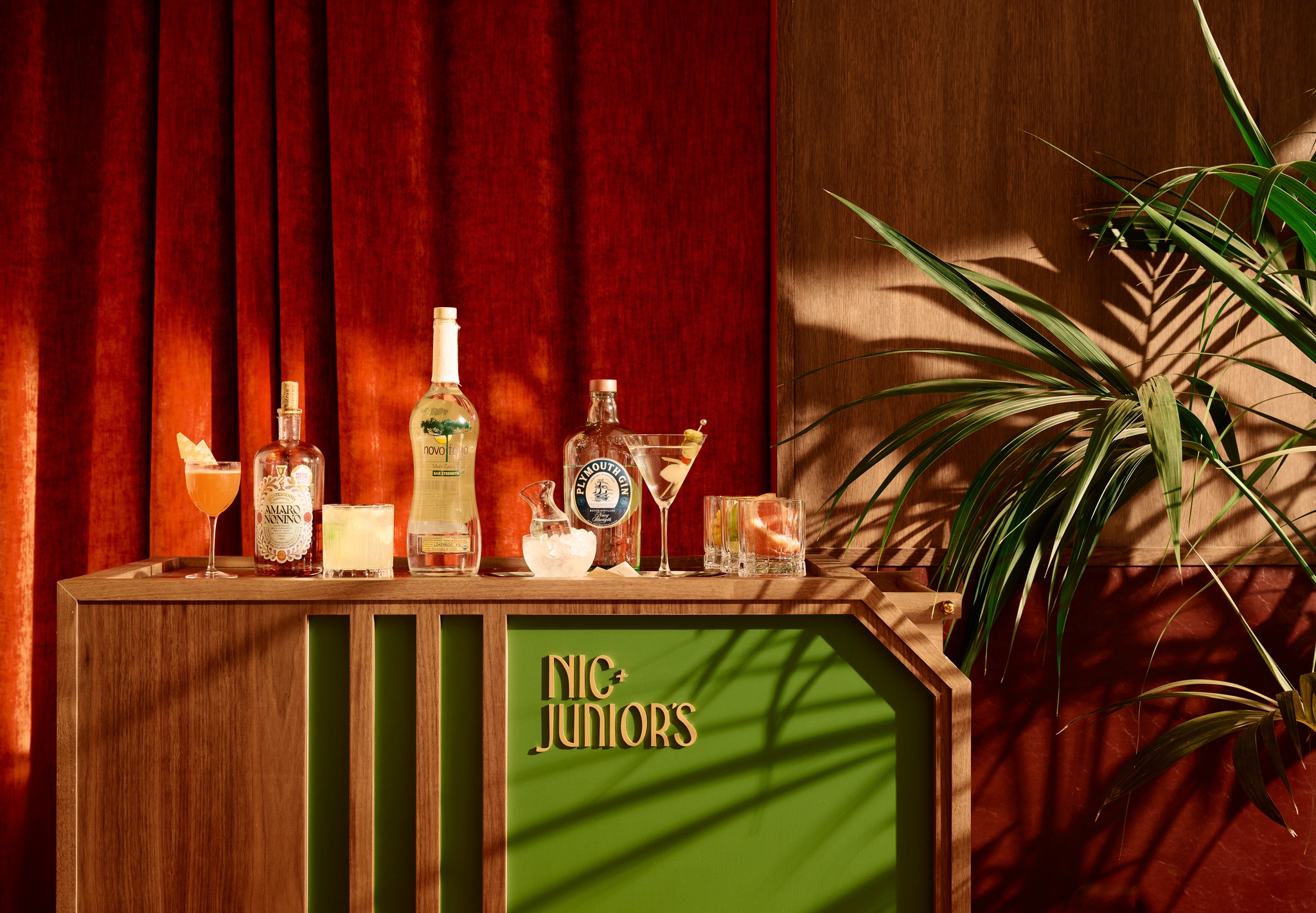 nic &. juniors bar cart