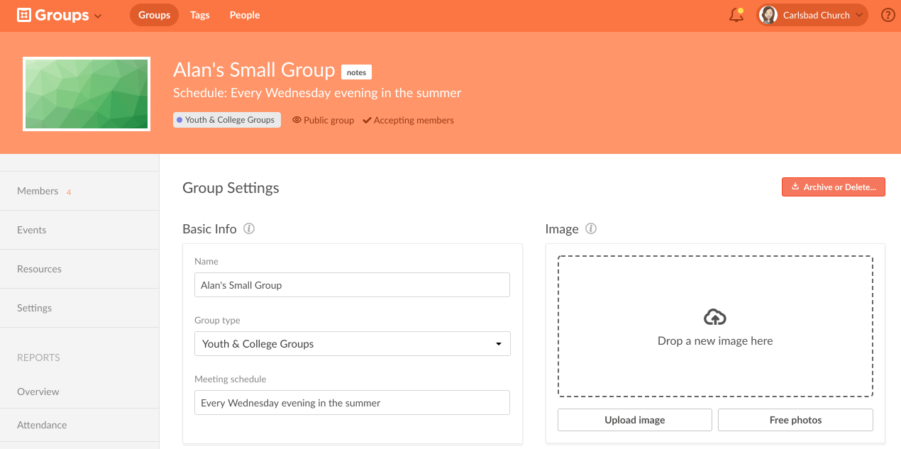 An animation of how to search for an image and select it for a small group.