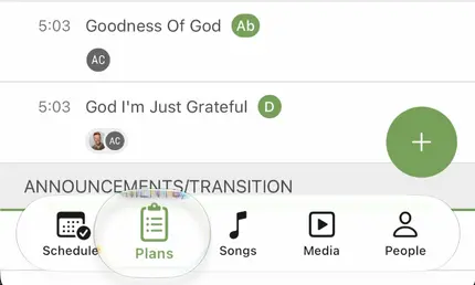 Music planning app interface showing song titles, time, and options for schedule, plans, songs, media, and people.