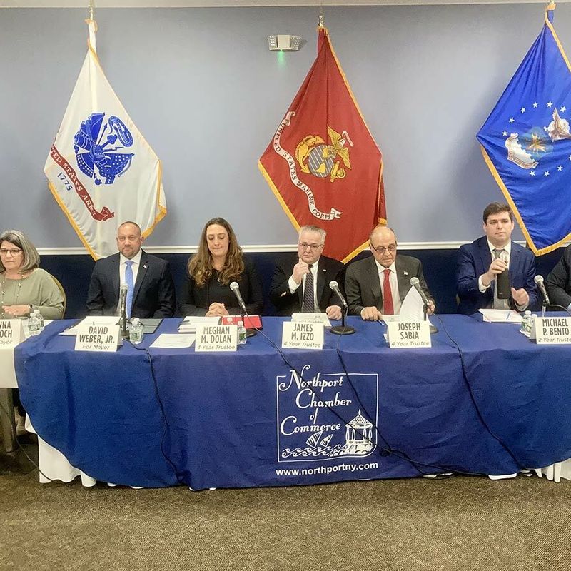 Q&A draws large crowd eager to hear from candidates for Village mayor