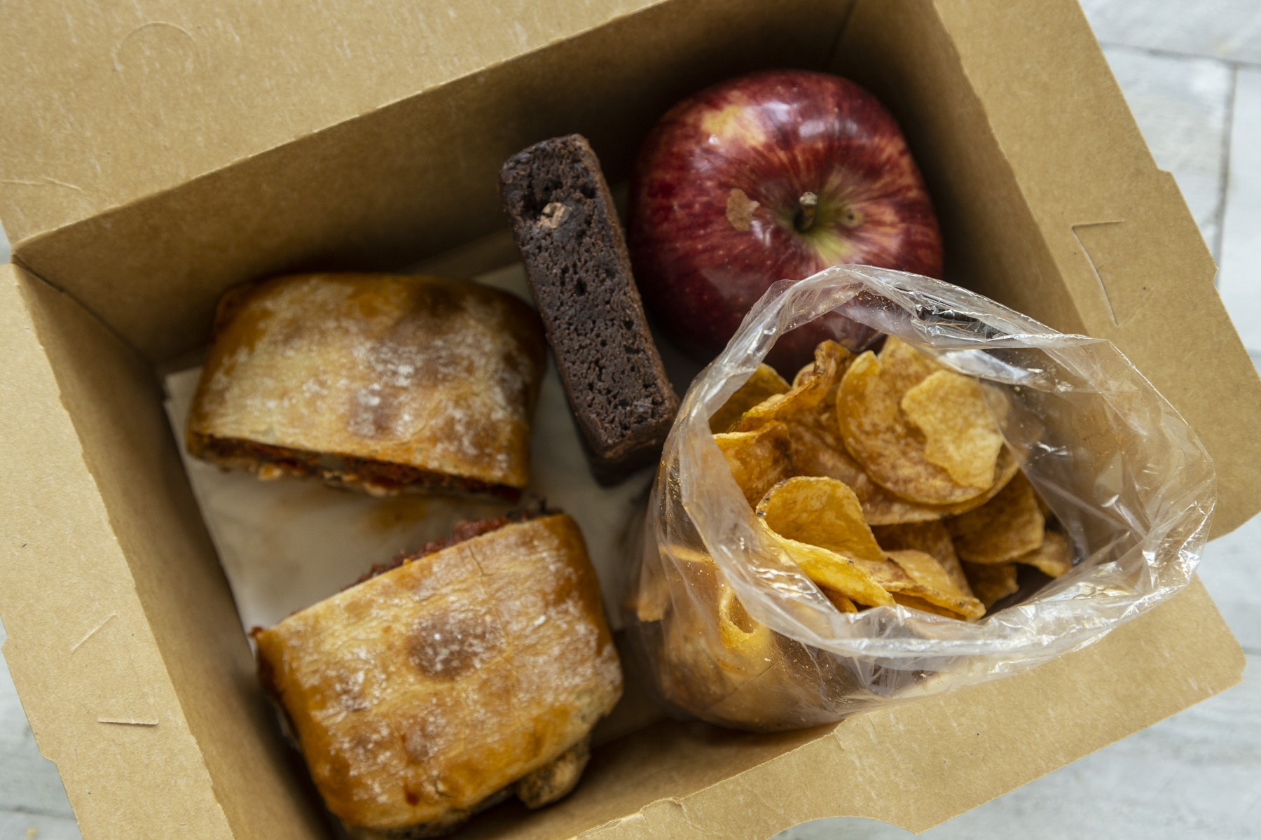 Best Practices and Tips when Ordering Sandwiches & Wraps Lunch Box