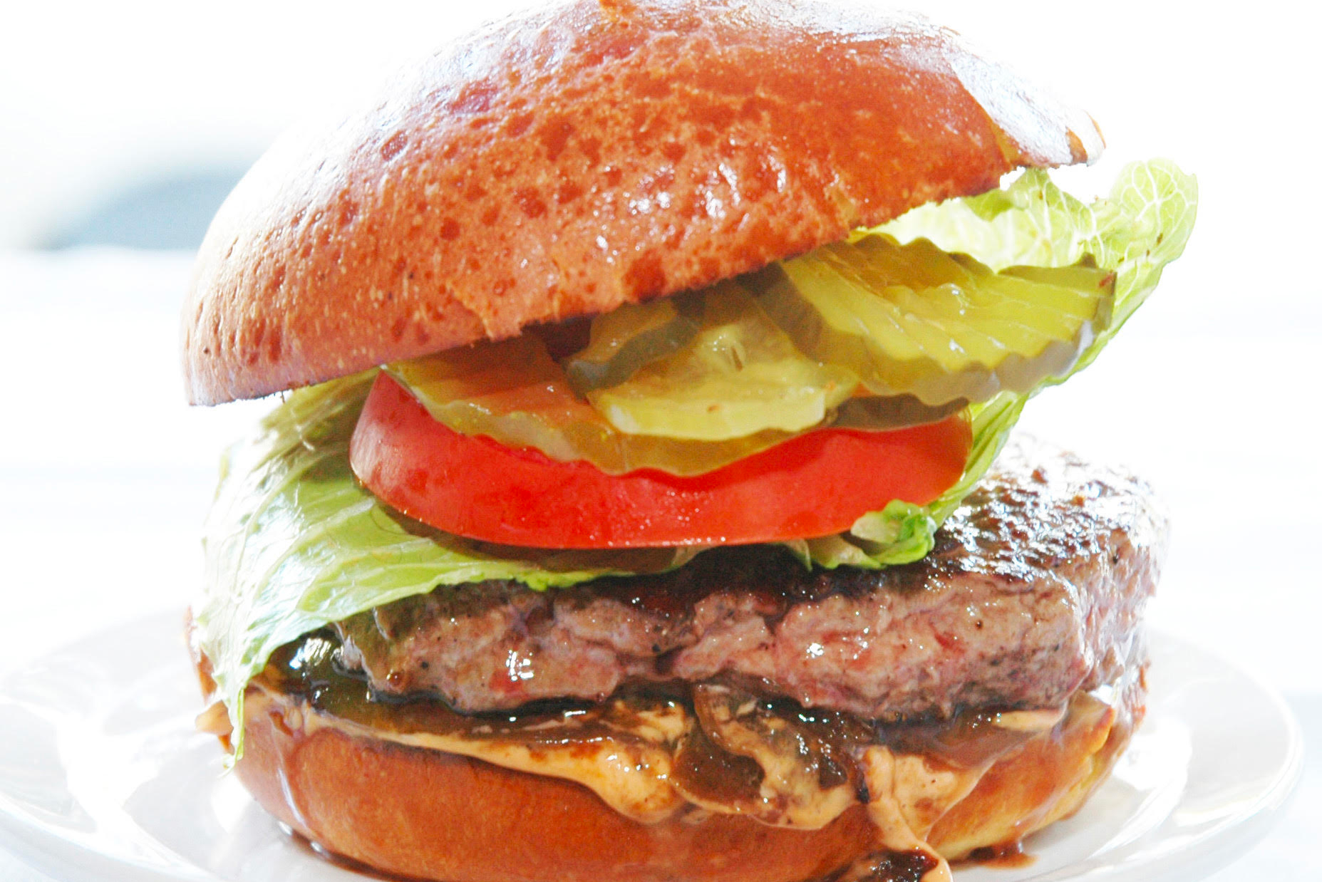 Best Practices and Tips when Ordering Burgers, Sliders, and Hot Dogs (Pre-Assembled)