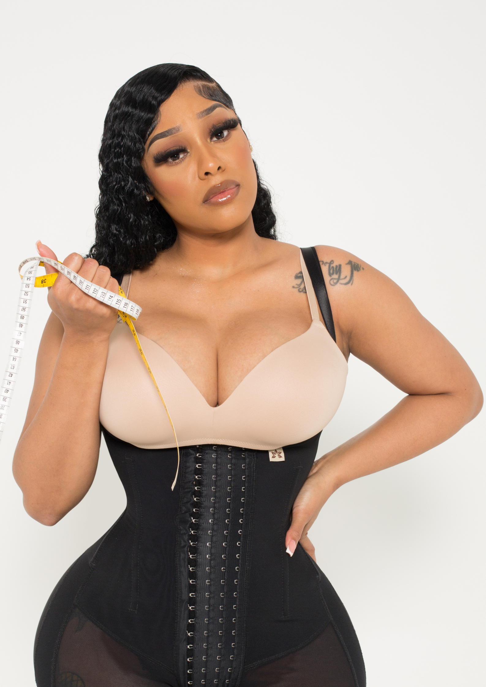 💫 How to Take Your Measurements for the Perfect Faja Tributo Fit Blog Post