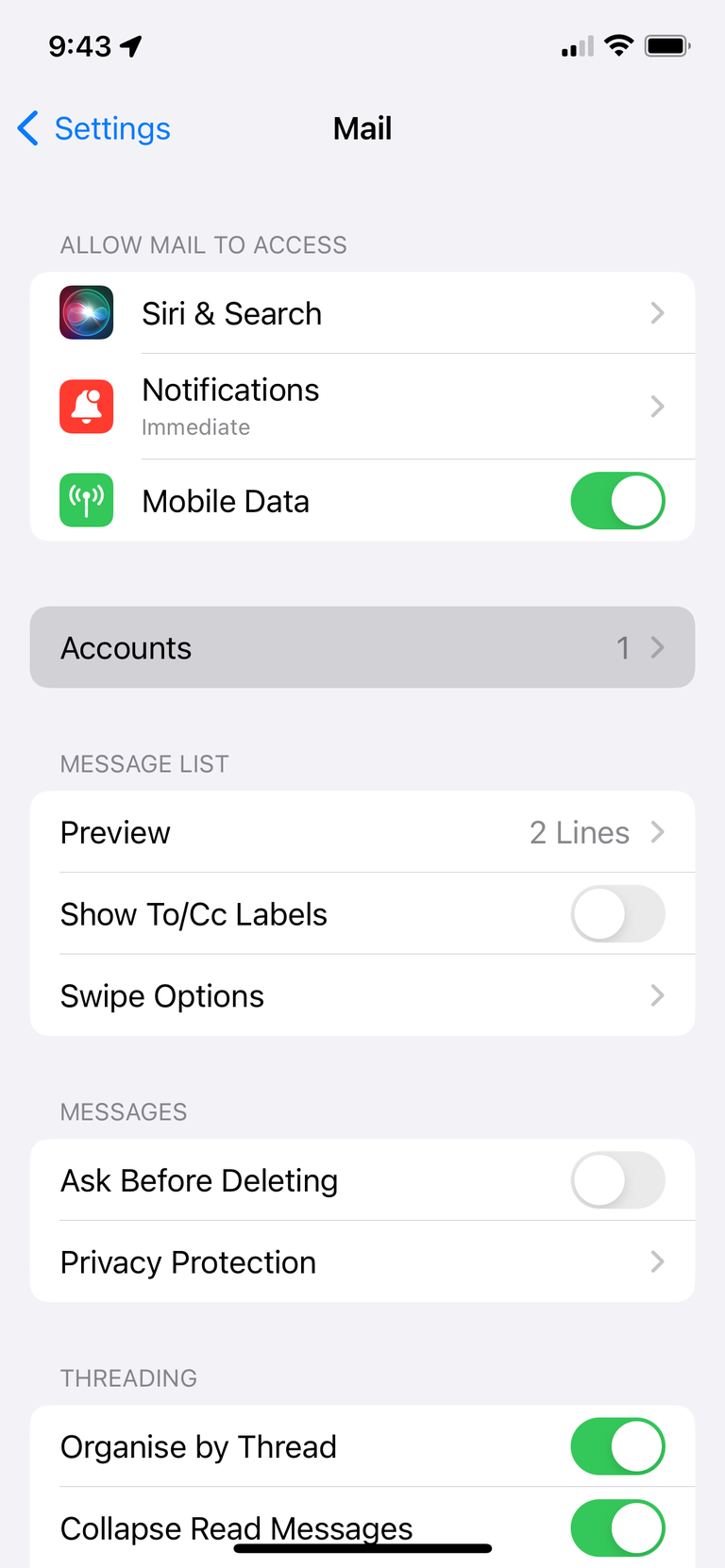 A screenshot of an iPhone's Mail settings, with the button "Accounts" selected.