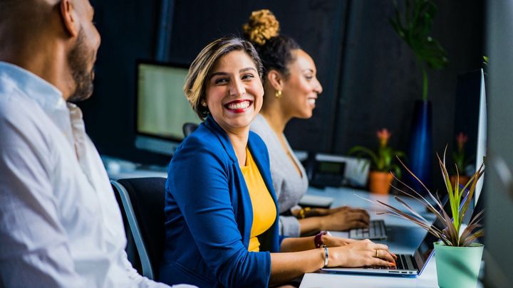 what is the best internet connection for a small business? 