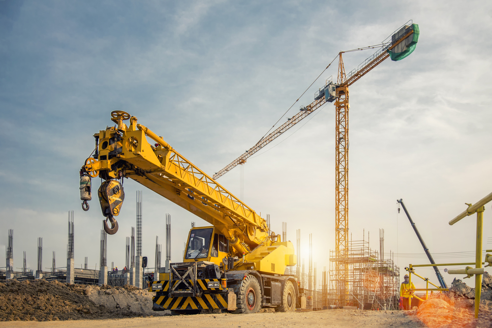 Cranes: Majestic Machines of Modern Engineering