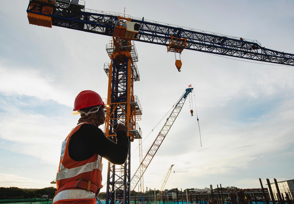 Lifting the Load A Comprehensive Guide to Crane Safety Measures, Types