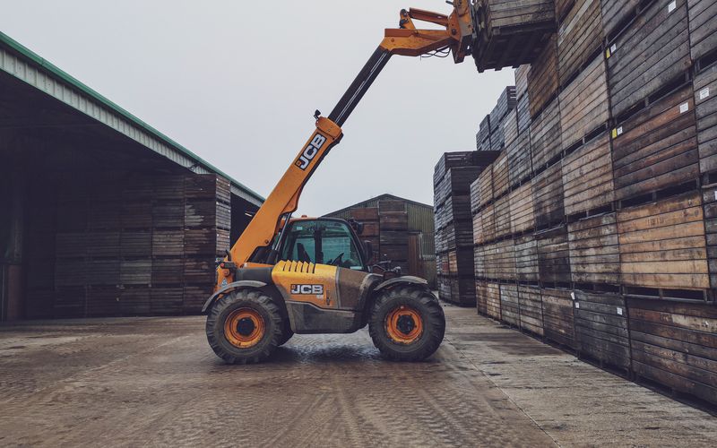 The Best Attachments for Telehandlers Boom & Bucket