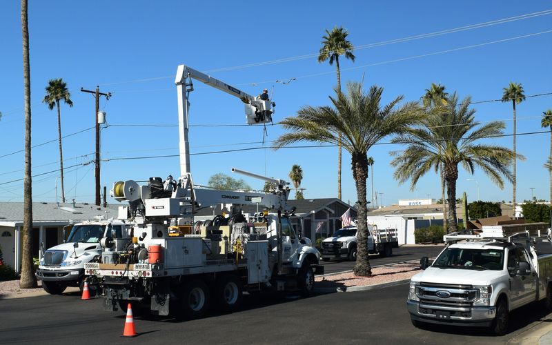 Quick Guide Bucket Trucks Boom & Bucket