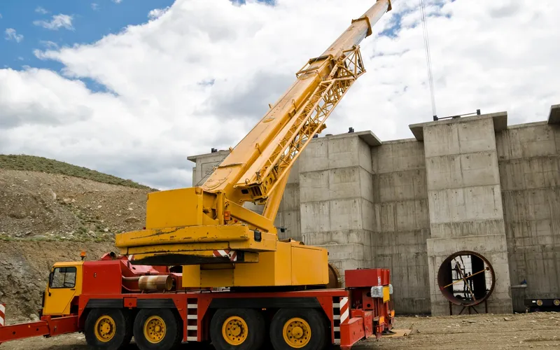 Boosting Safety with Advanced Crane Technology