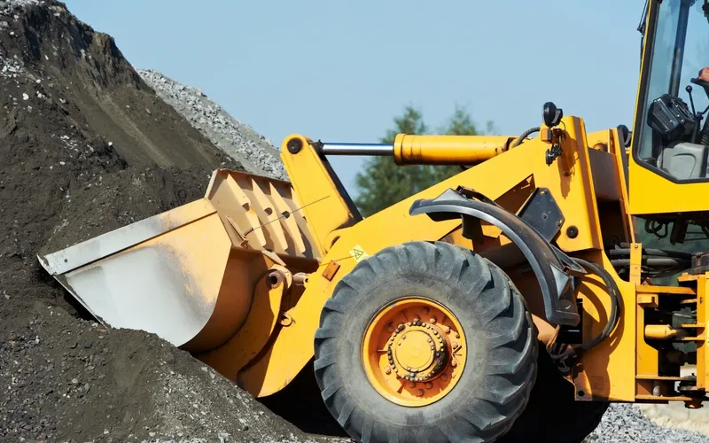 Choosing the Right Front End Loader Bucket for Your Tractor