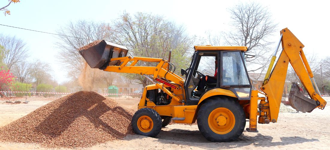 ¿Cuánto pesa una retroexcavadora? Boom & Bucket