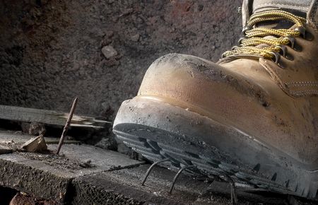 the-best-work-boots-for-a-heavy-equipment-operator-featured-image.jpg