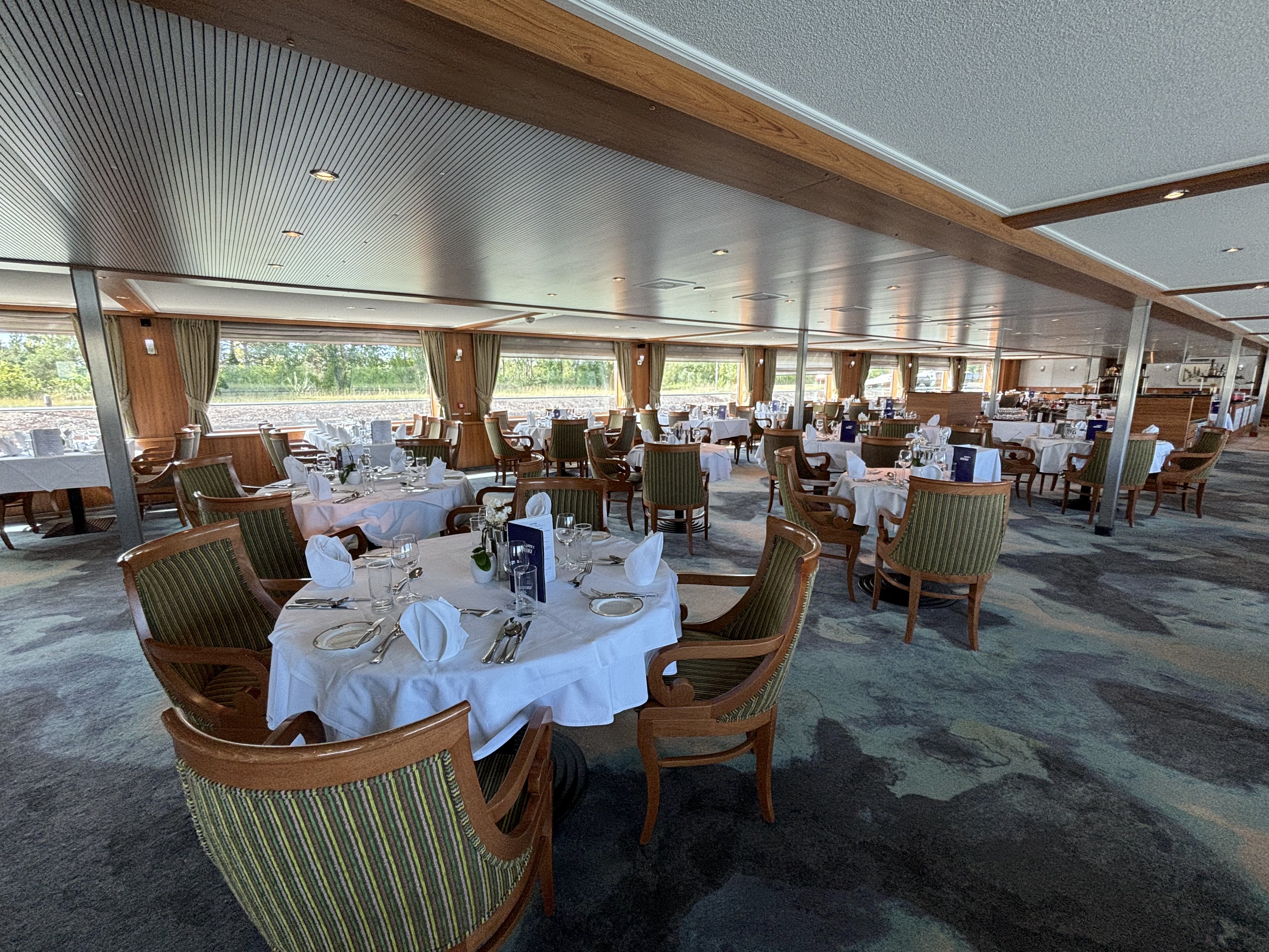 What to Expect on a Cruise: The Main Dining Room - Cruise Critic