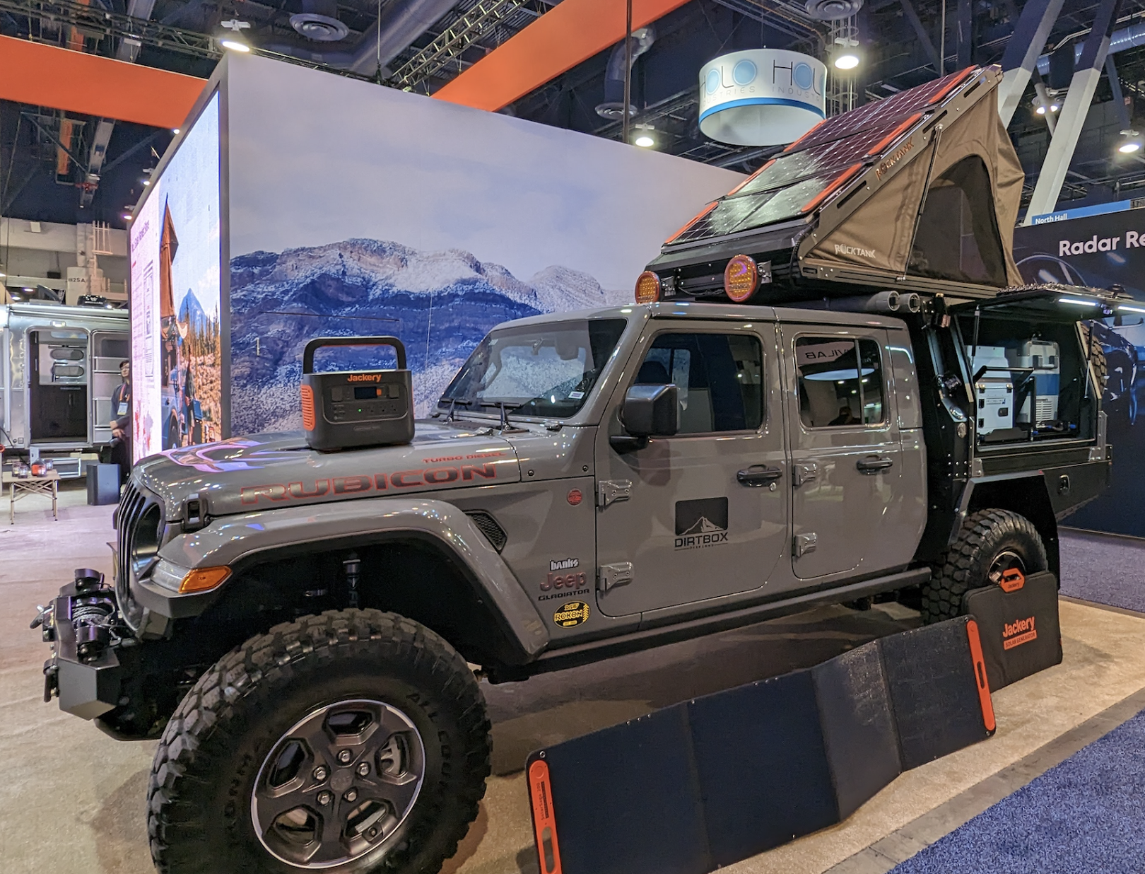 Jackery’s solar generator camping setup