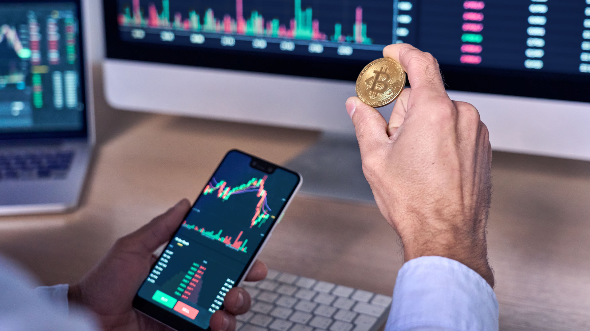 How Transaction Monitoring Can Tackle Cryptocurrency AML