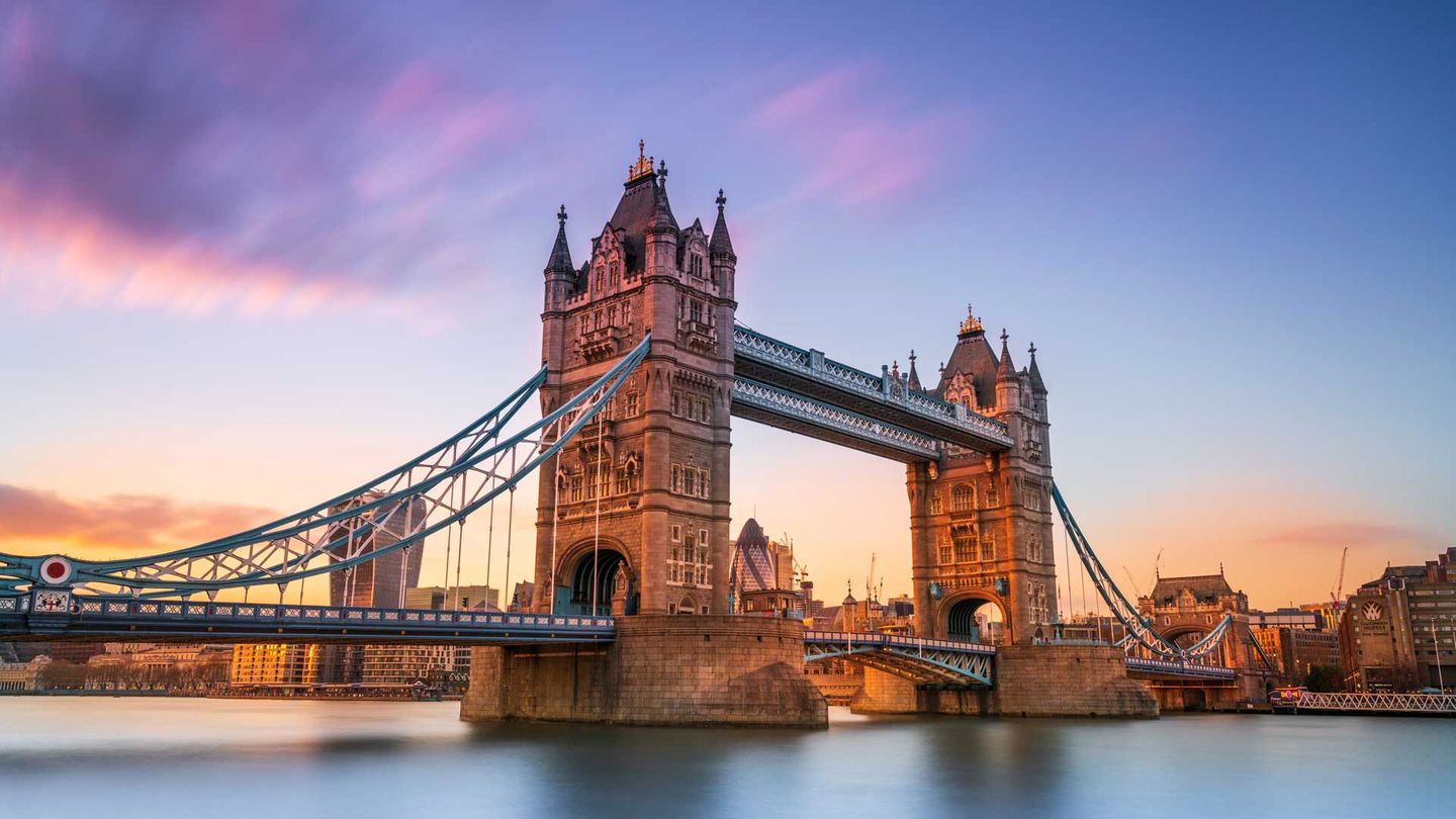 The tower bridge in London at sunset