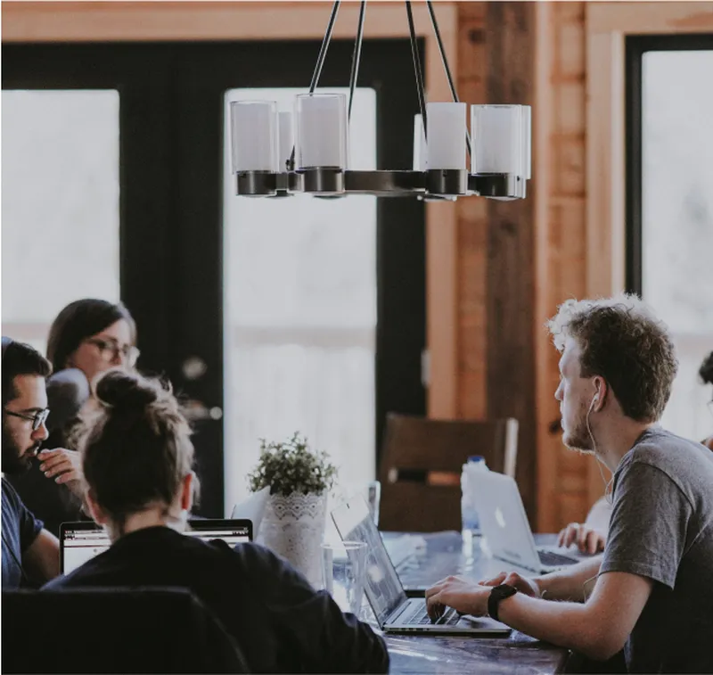 Converting B2B Buyers and Retaining Customers in Uncertain Times