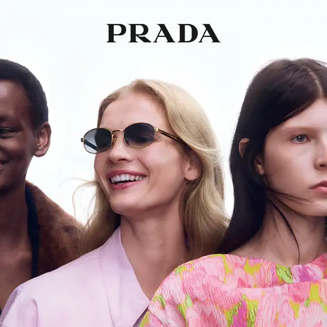 近年モデル PRADA sunglasses case 付属品完備 22ss 近年モデル PRADA sunglasses case 付属品完備 22ss
