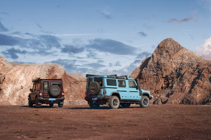 2 INEOS Grenadiers in the desert