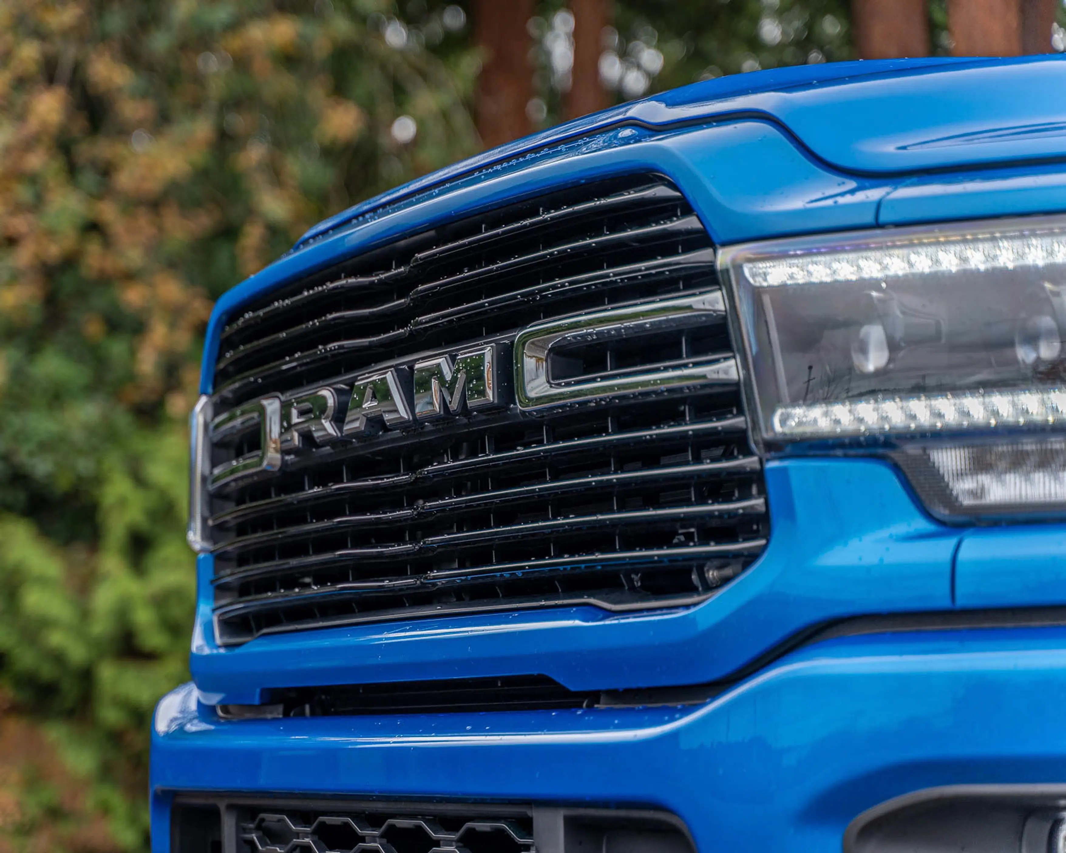 RAM 3500 Cummins Grille