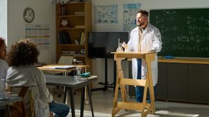 Teaching with AI: OpenAI Releases Guide for Teachers