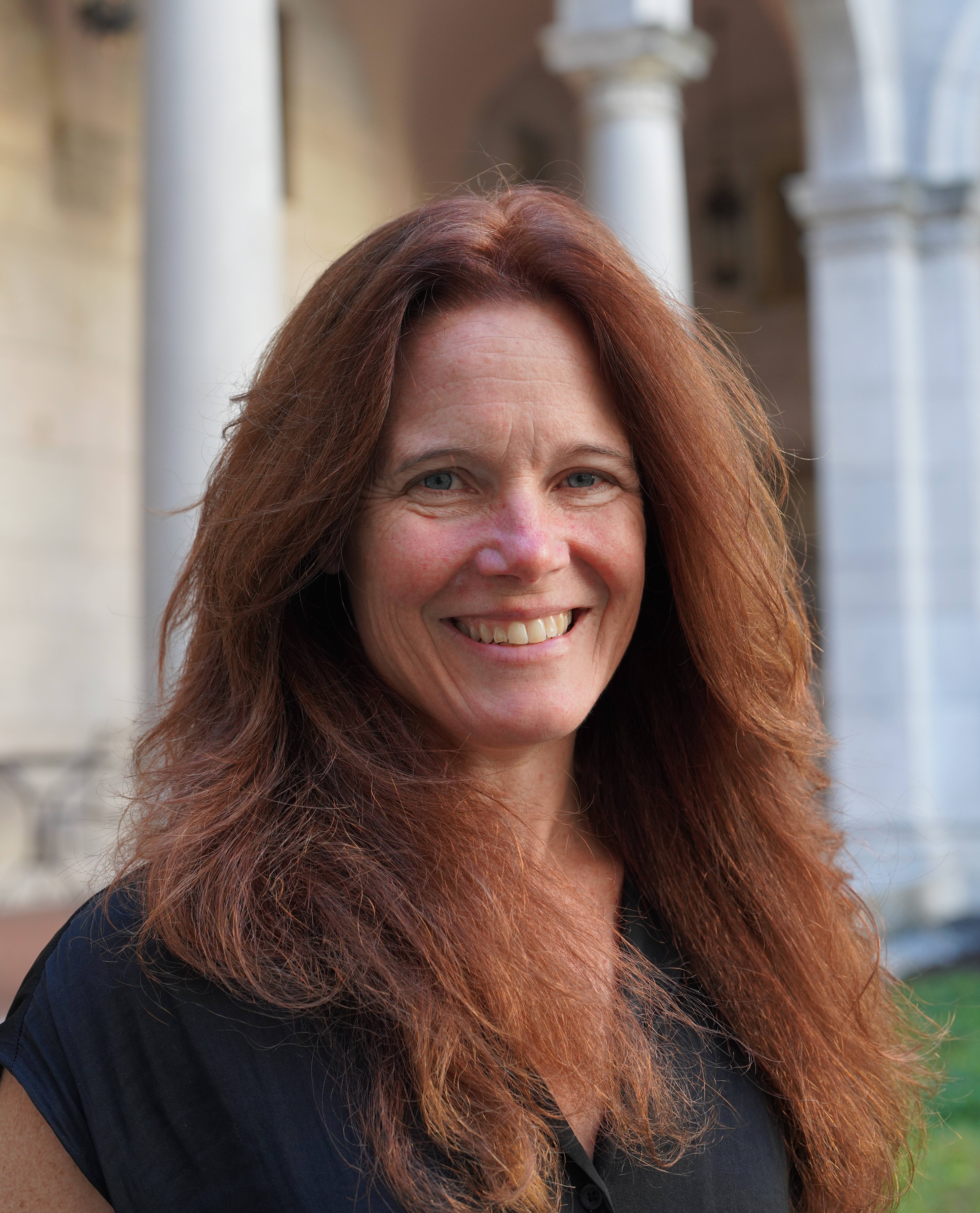 Headshot of Kelly O'Neill