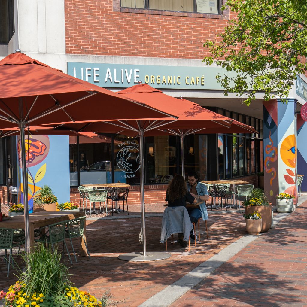 Davis Square, Somerville
