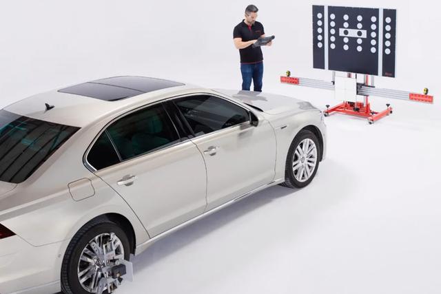 ADAS Windscreen Calibration