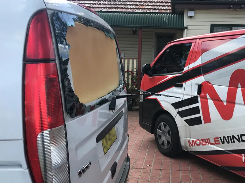 Emergency Auto Glass Replacement Sydney