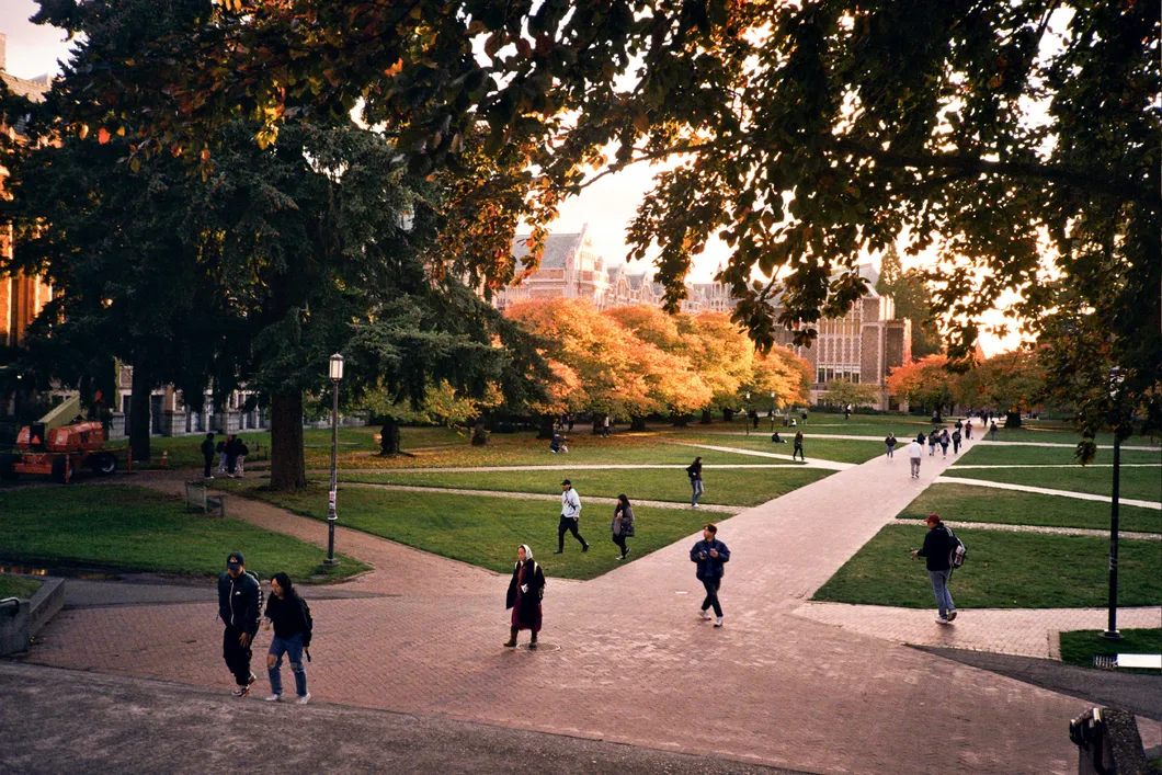 Student loans for parents & sponsors: Parent PLUS vs. cosigning | Earnest