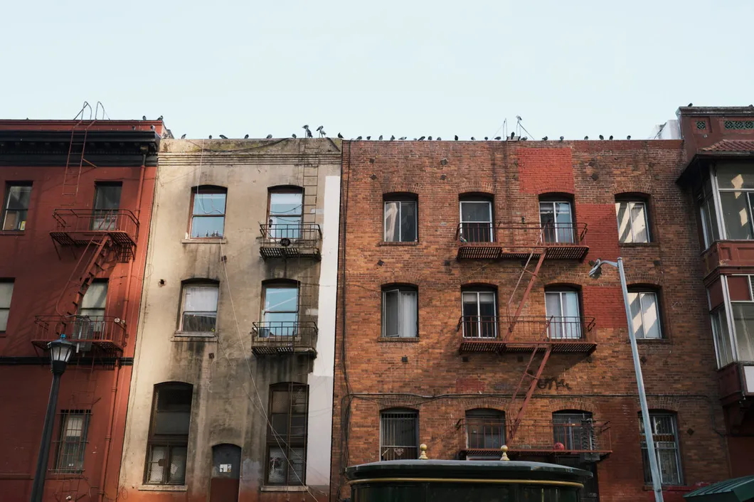 view-of-neighborhood-buildings