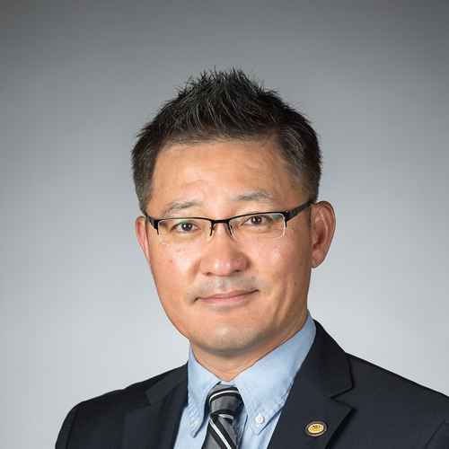 head shot of Professor Daewon Sun