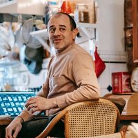 Review: How to Know a Person