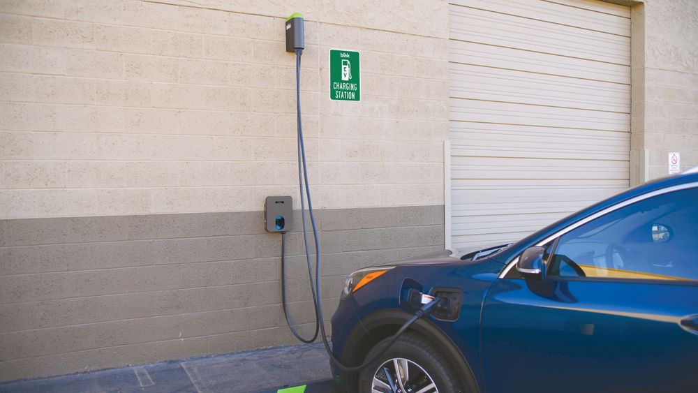 MQ 200 EV Charging Station Blink Charging
