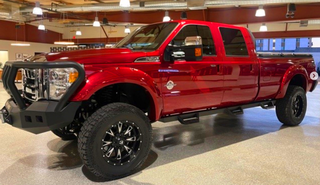 LIFT KITS VS. LEVEL KITS: WHAT’S THE DIFFERENCE?