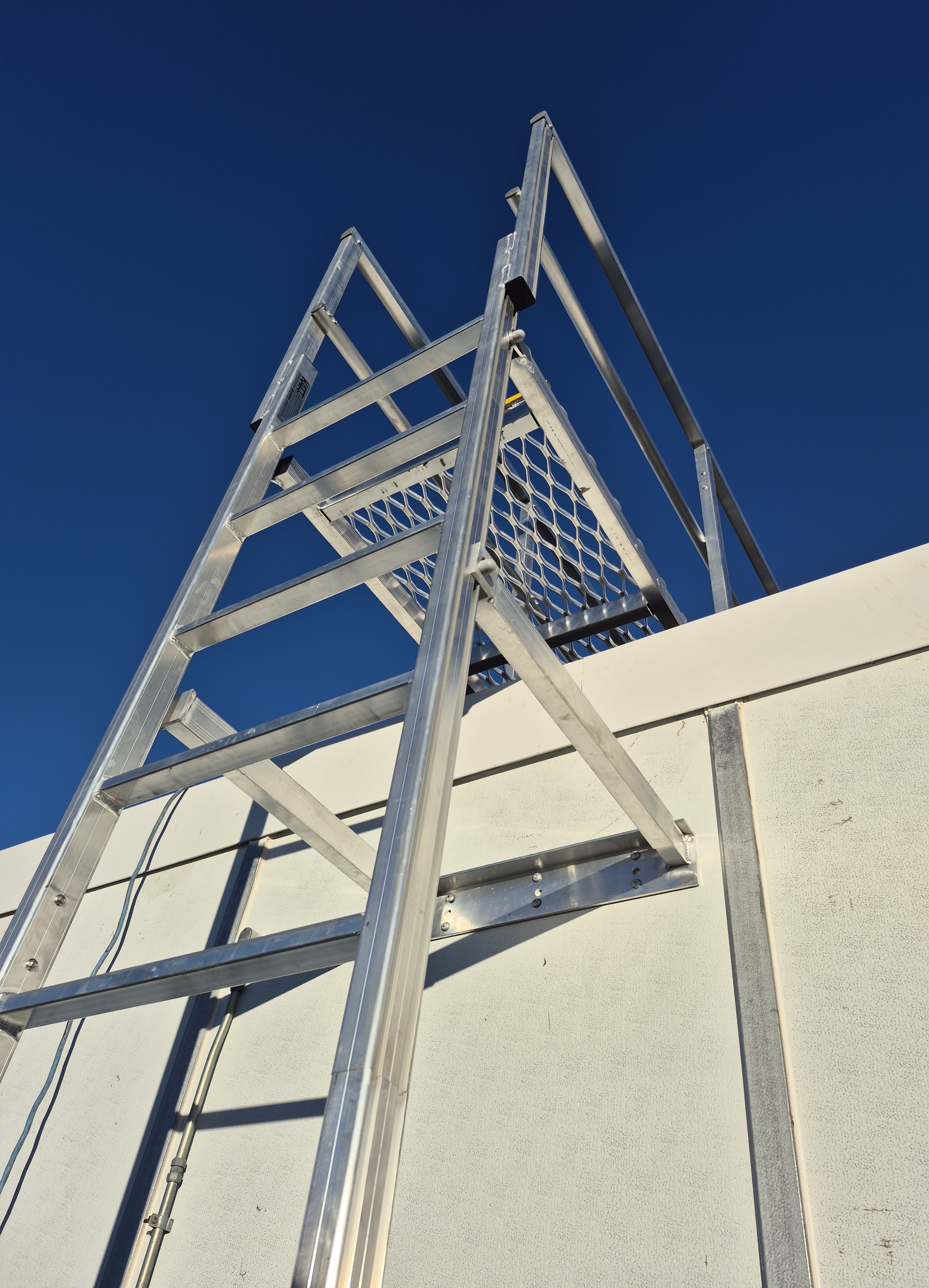 History of Ladders: From Ancient Tools to Modern Safety | Kattsafe