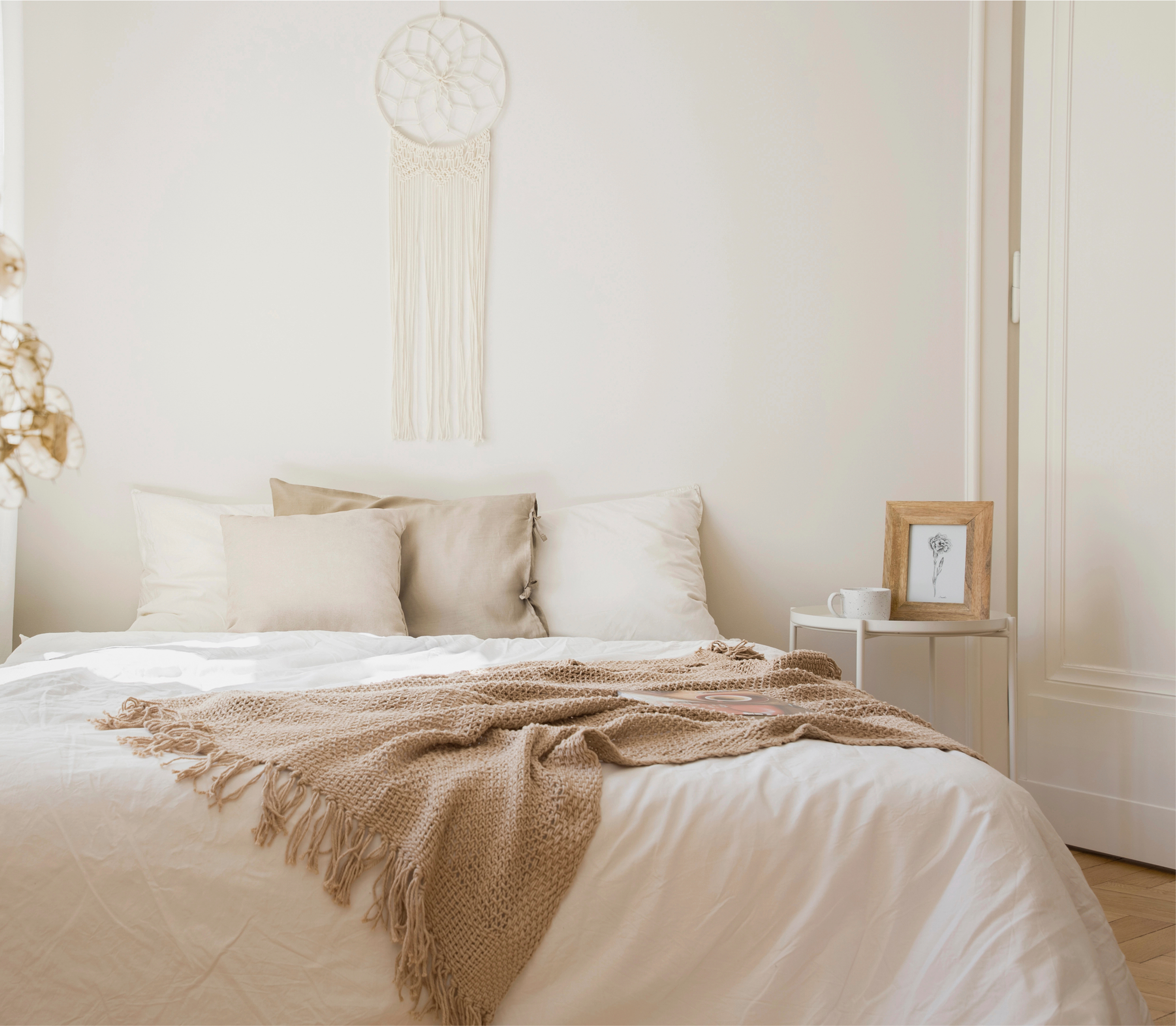 Bed for resting after liposuction
