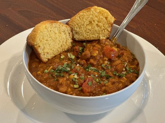 Chili and Corn Bread