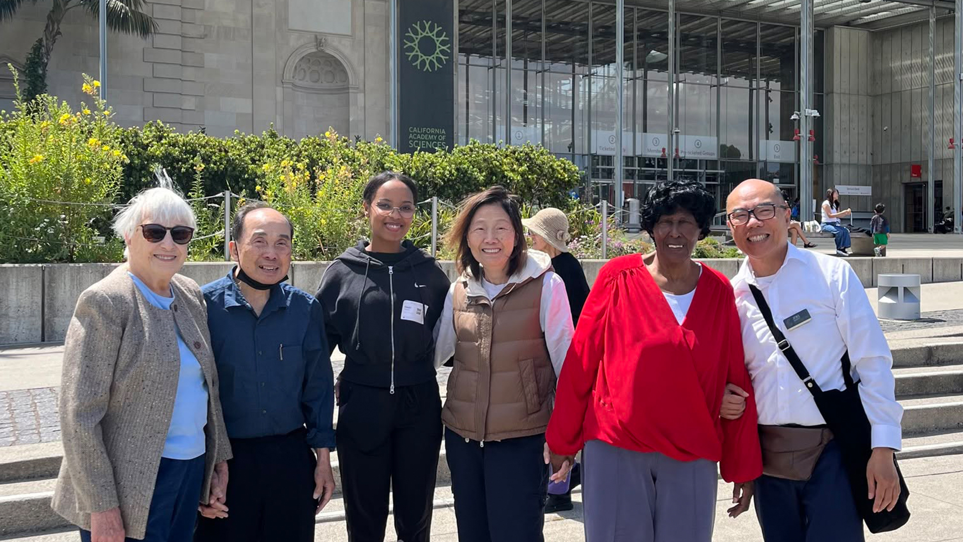 Coterie memory care residents and staff enjoy an outing to Golden Gate Park.