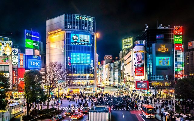 Shibuya Scramble Crossing