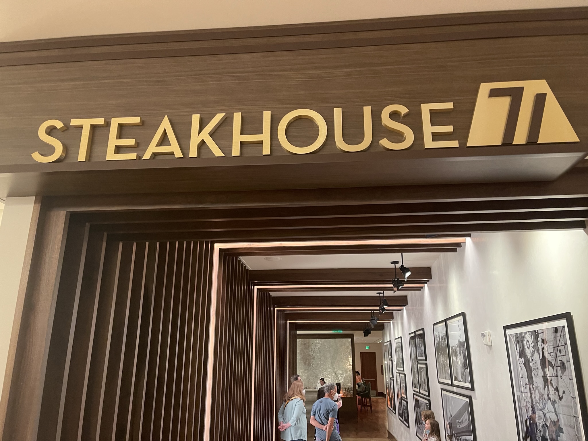 Steakhouse 71