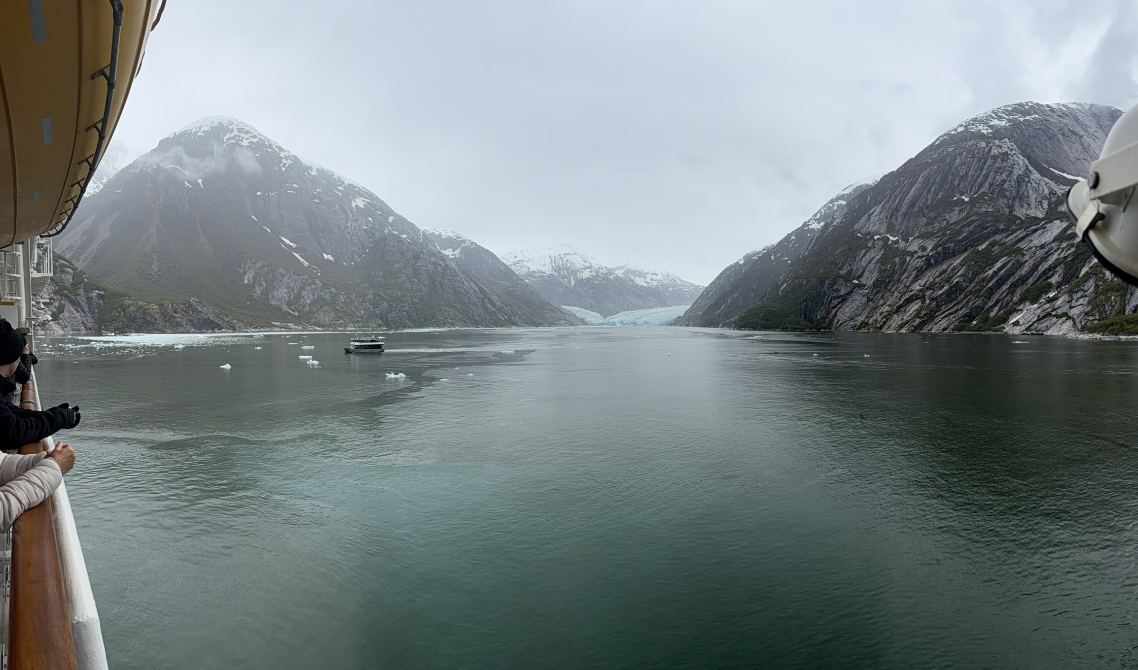 Wonder alaska glacier from the ship
