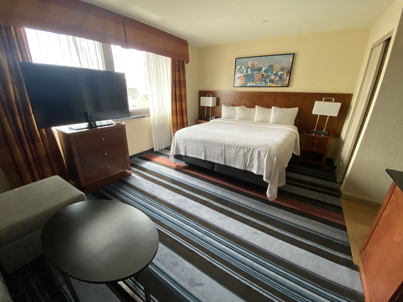 HOTEL24
