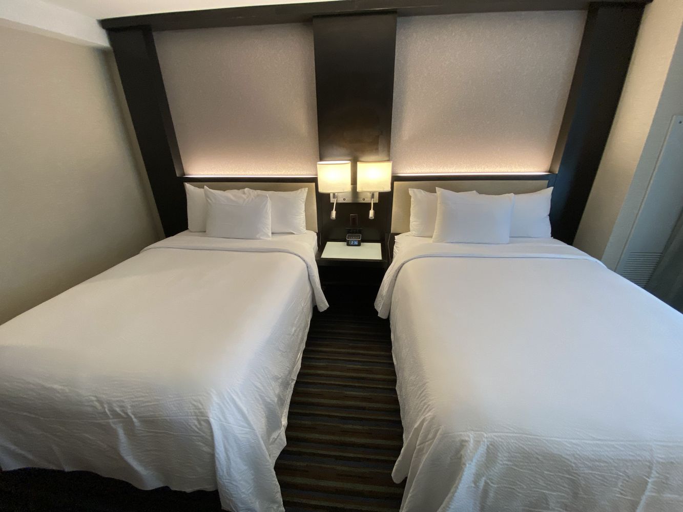 HOTEL16
