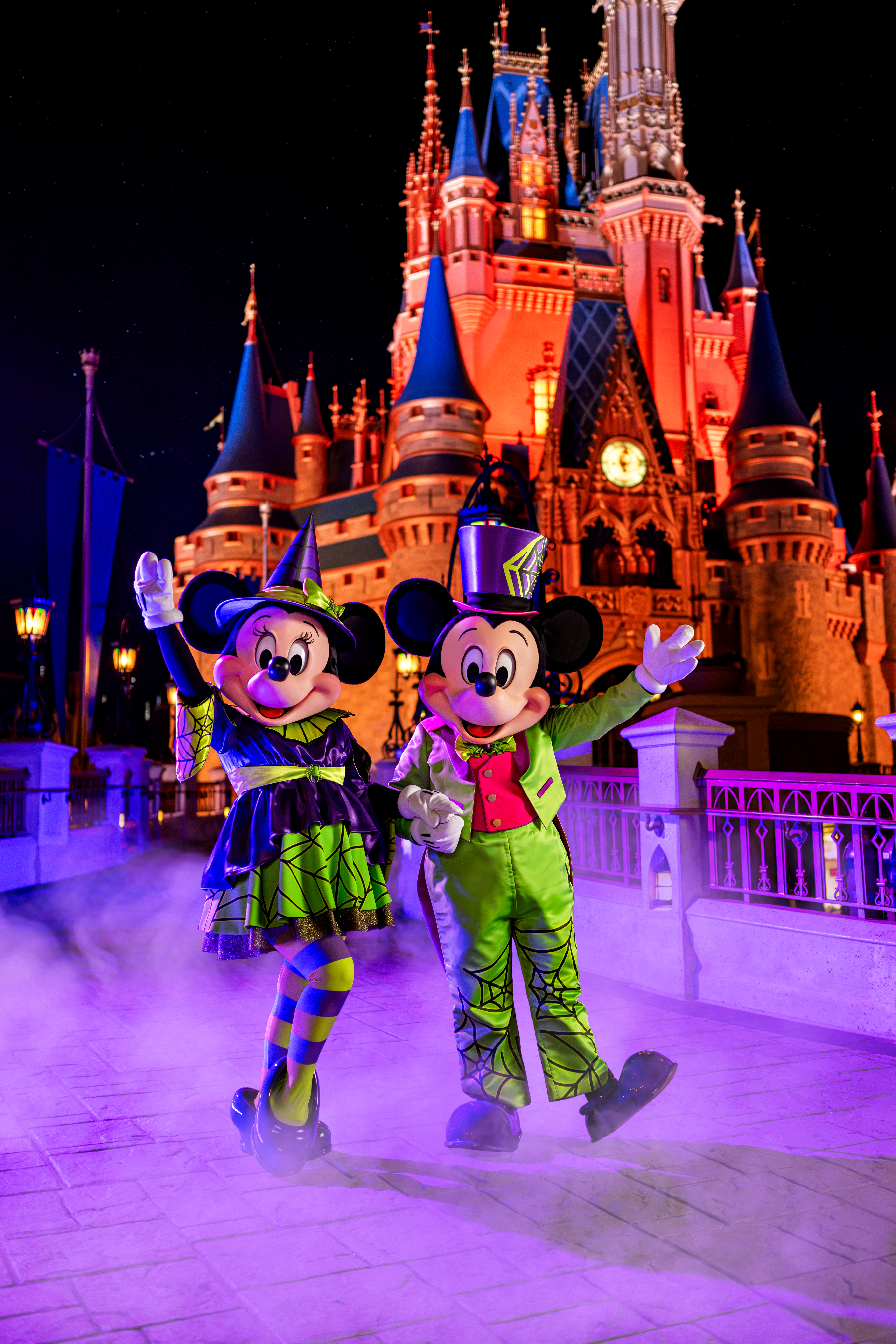 FY25_WDW_MK_MNSSHP_Mickey and Minnie 2