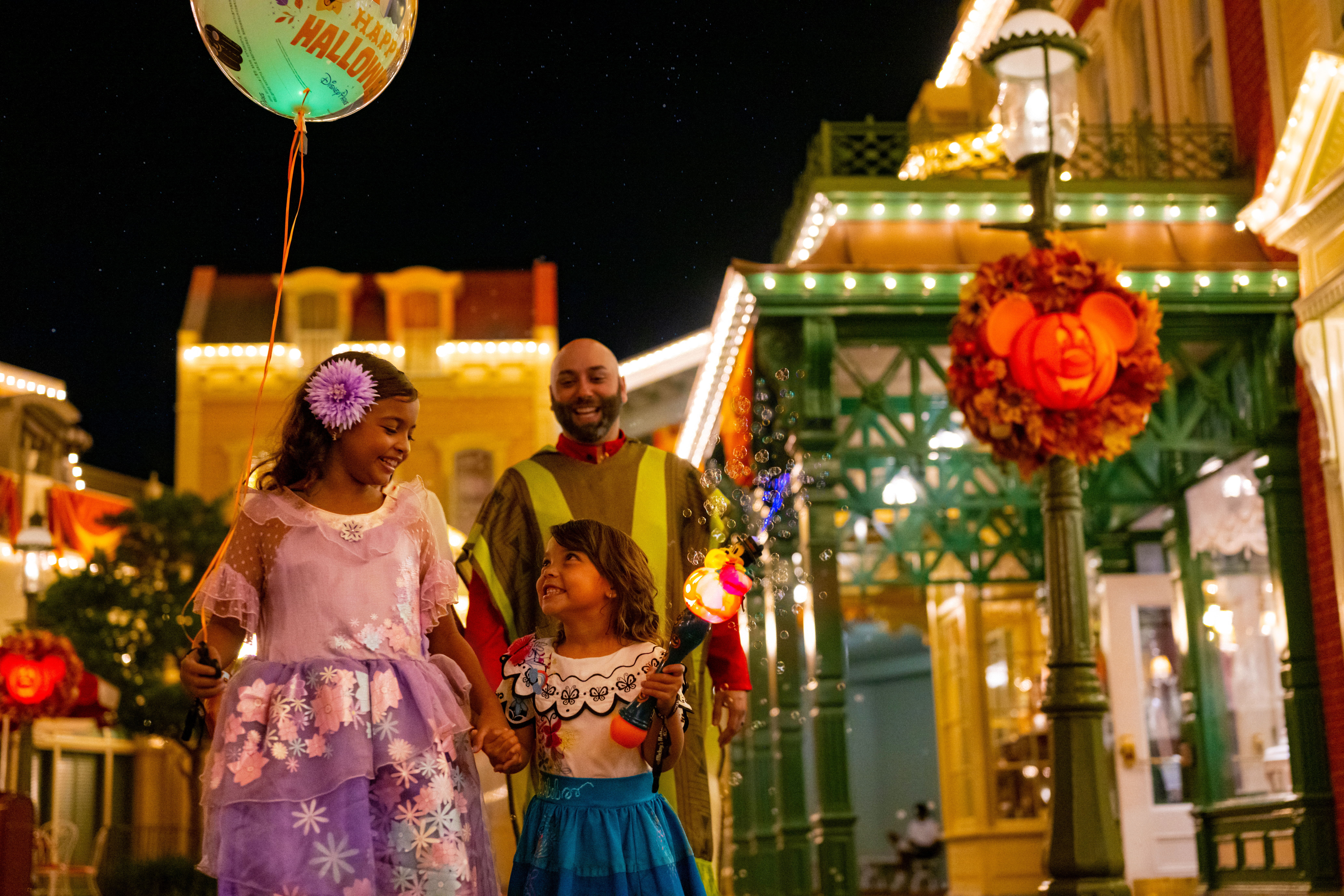 FY25_WDW_MK_MNSSHP_Main Street
