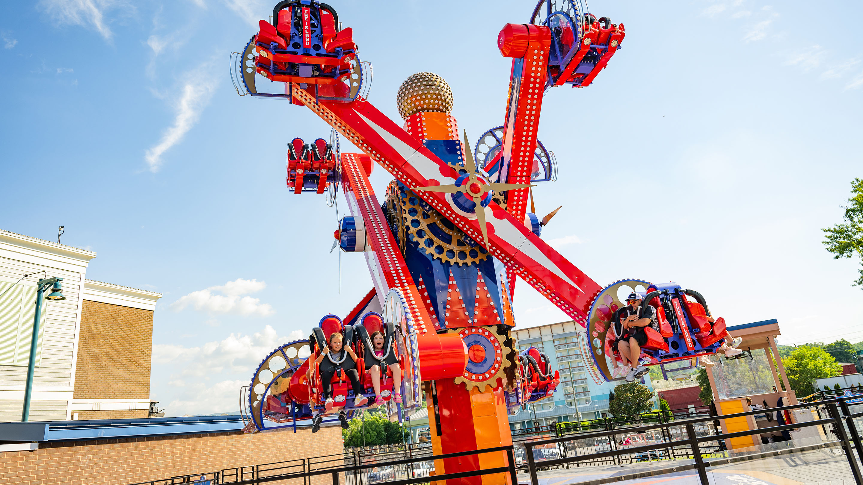 ロビン Trick or Adventure 36点 Clockwork at The Island in Pigeon Forge | The Island in