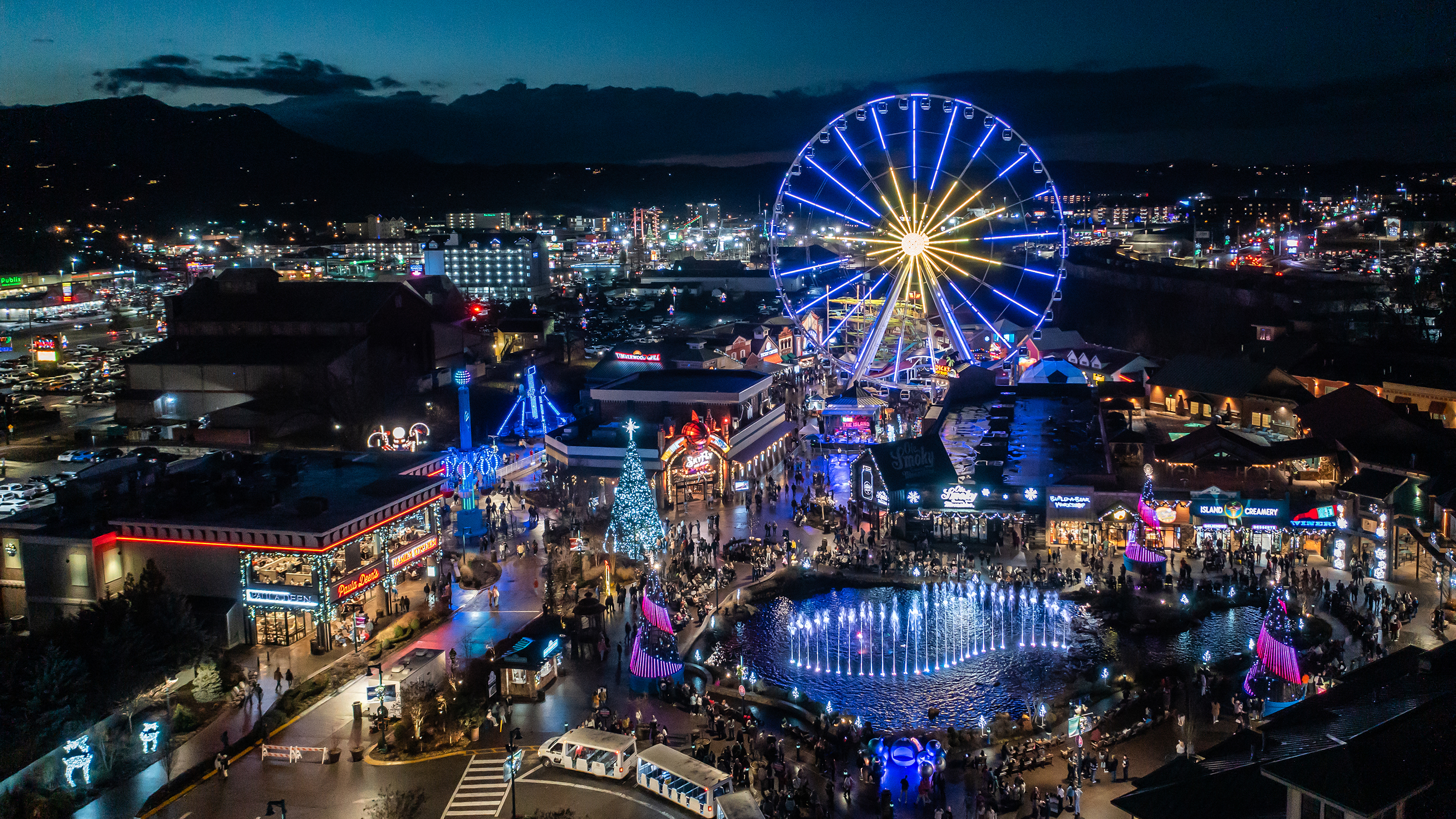 The Island In Pigeon Forge | The Island in Pigeon Forge